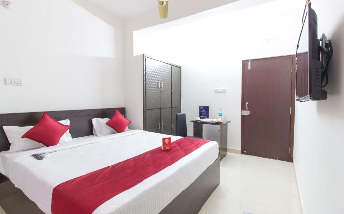 OYO 9004 Qube Inn
