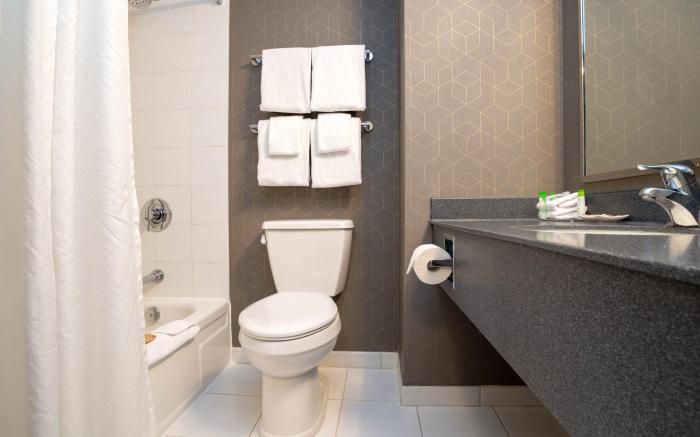 Sandman Hotel Montreal-Longueuil