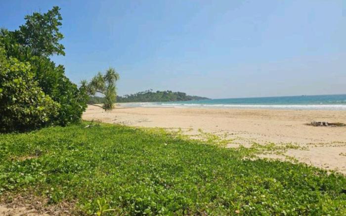 Serendip Villa Holiday Home