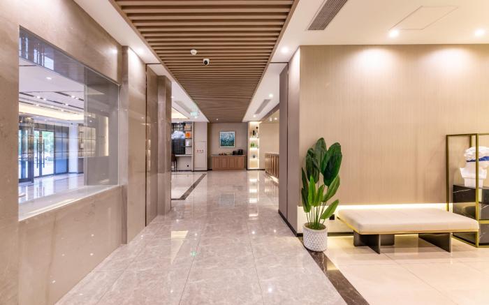 Orange Hotel Xuzhou East Railway Station