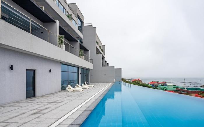 Pohang Madame Annette Pool Villa - dogs allowed