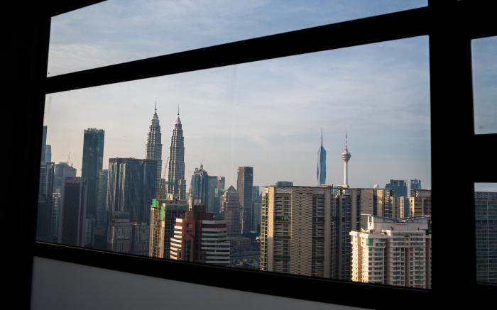Expressionz KLCC by Mana Mana