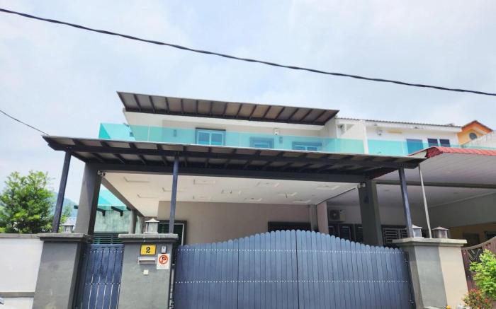 Ampang pool villa/10minipoh town/4br20p/pool table