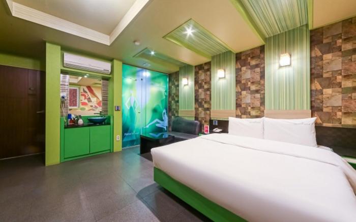 Busan Station BT HOTEL