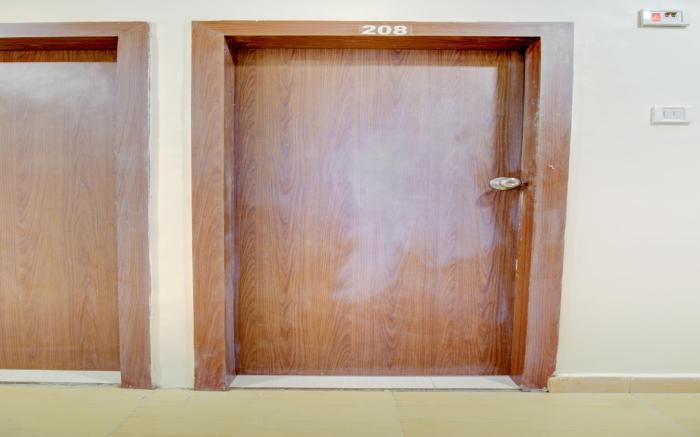 Hotel O Della Comforts