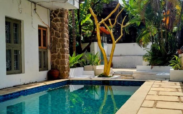 Pristine Villa with Pool 4 bedrooms in Lonavala