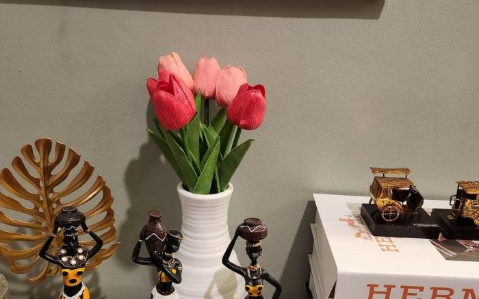 4 Bedrooms Entire House