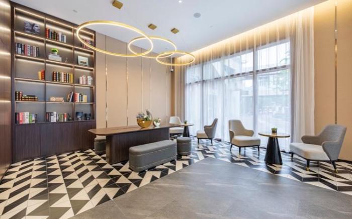 Home Inn Plus Shanghai Pudong Airport Greenland Life Plaza