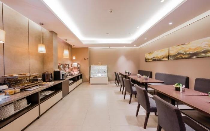 Home Inn Plus Shanghai Hongqiao Airport National Exhibition Center