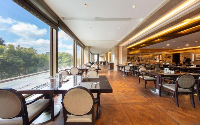 China Grain Hotel 上海中谷小南国花园酒店