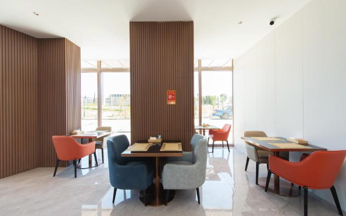 Starway Hotel Urumqi New Tianrun Airport