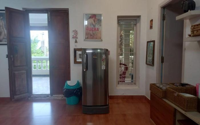 Sea Side large Flat between White Town & Auroville