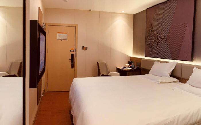 IU Hotel Guangzhou Zengcheng Gualv Square