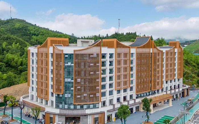 Vienna International Hotel Pingxiang Wugong Mountain Tourist Center