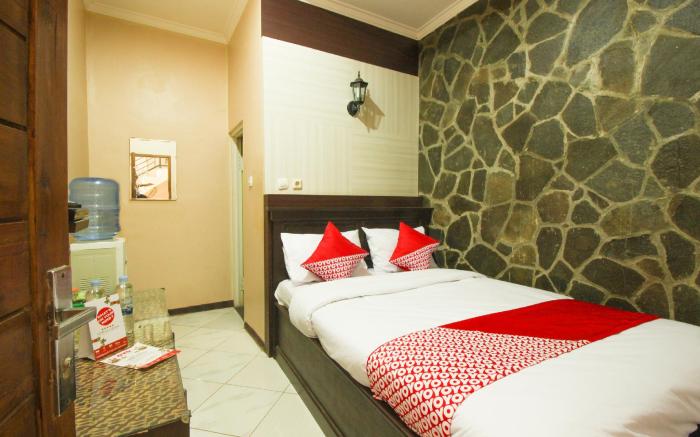OYO 820 Abad Baru Hotel