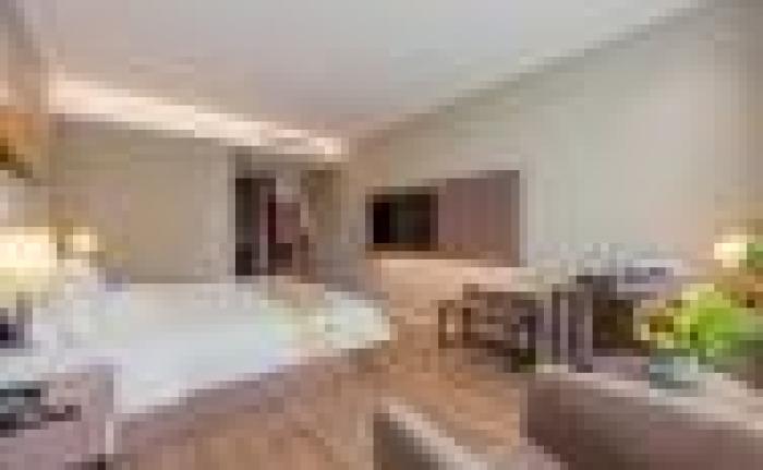 Home Inn Plus Wuxi Huishan Wanda Plaza
