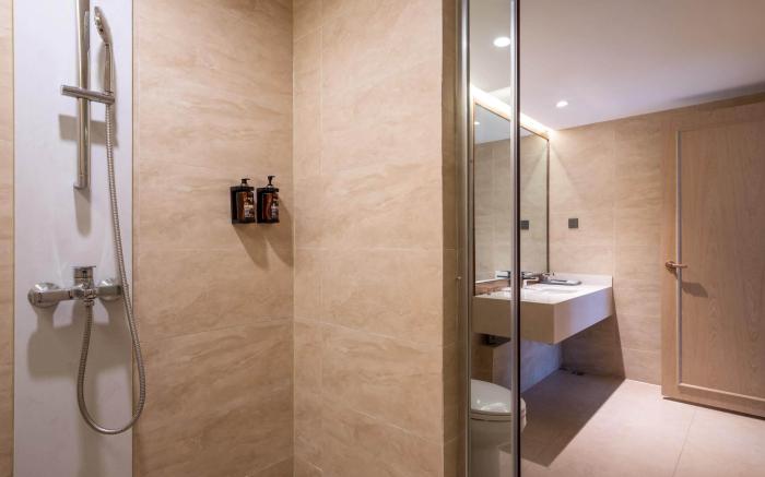 Vienna Hotel Xiangyang Greenland