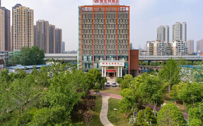 Vienna Hotel Wuhan Wangjiawan Qili Temple Metro Station