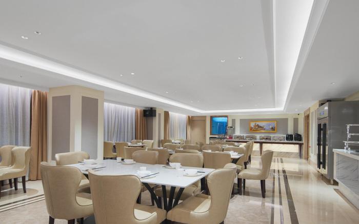 Vienna Hotel Wuhan Hanyang Guobo Jiangcheng Avenue