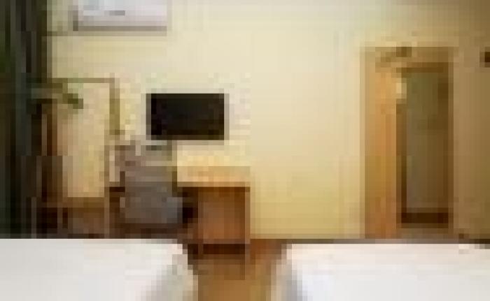 Home Inn Nanchang Bayi Square 2nd Affiliated Hospital