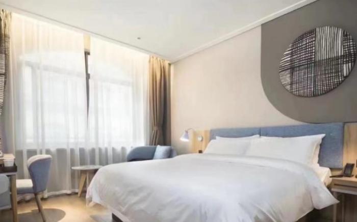 Home Inn Neo Urumqi Beimen Metro Station