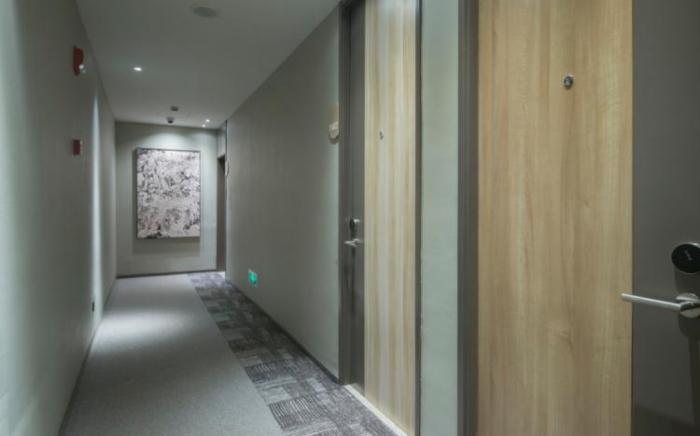Home Inn Neo Urumqi Beimen Metro Station