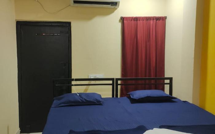 Holiday Star Inn