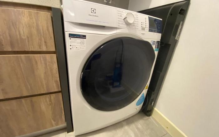 Imperio B25 2 Pax Seaview - WiFi/Netflix