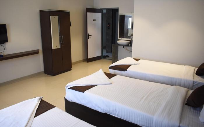 Hotel Lotus Executive