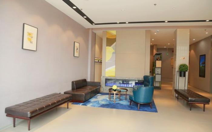 Home Inn Style Yuzhou East District Stadium