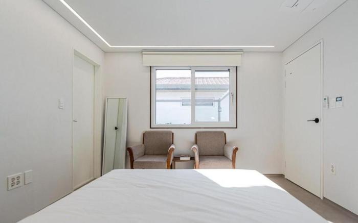 제주 돌안뜰펜션