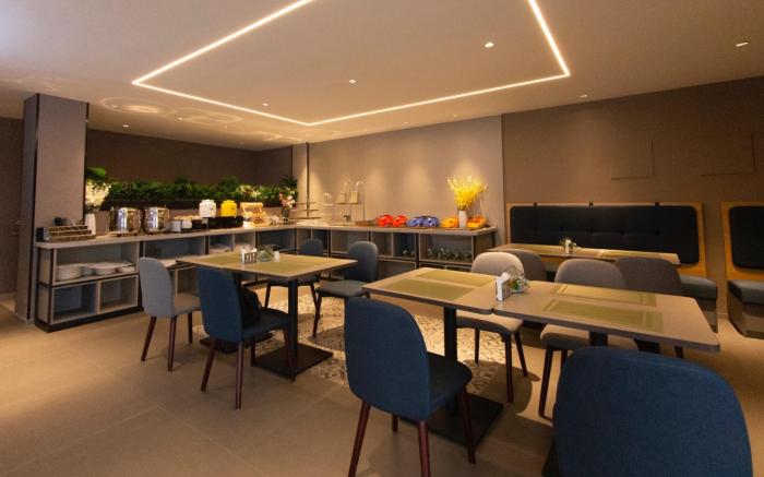 Home Inn Style Huaibei Renmin Road Sports Center