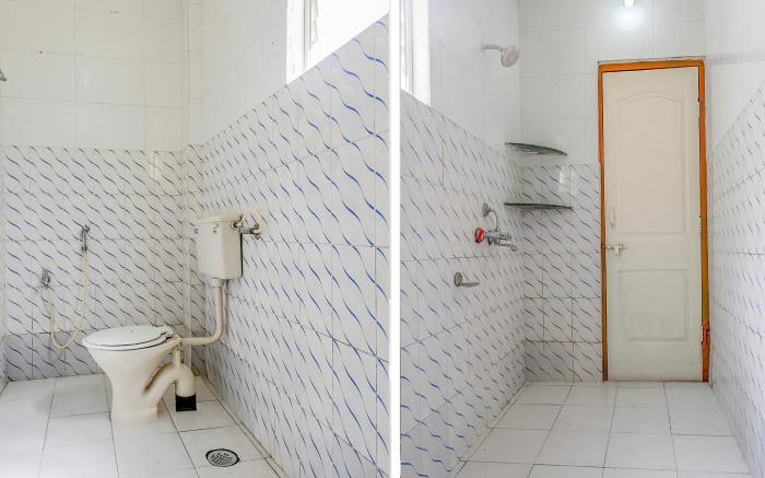 FabHotel Saraswati Niwas