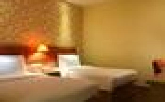 Home Inn Luoyang Zhouwangcheng Plaza Dawei World