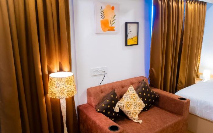 AirNest Pune 5min Walk Airport