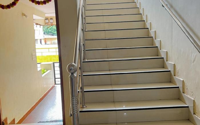 Deva Guest House