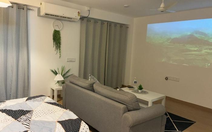 The White Port Luxe Apt Nearby Airport / Symbiosis