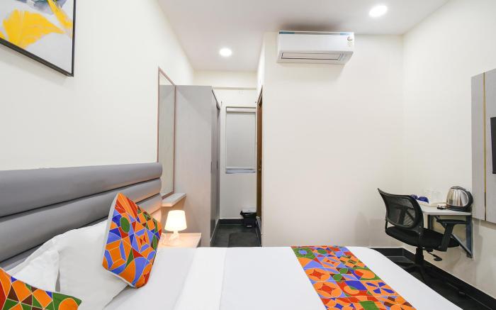 FabHotel Yendluri's Abode