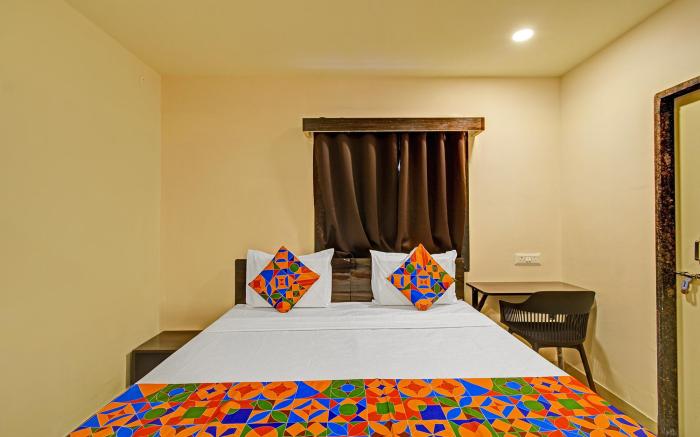 FabHotel AB7 Stays