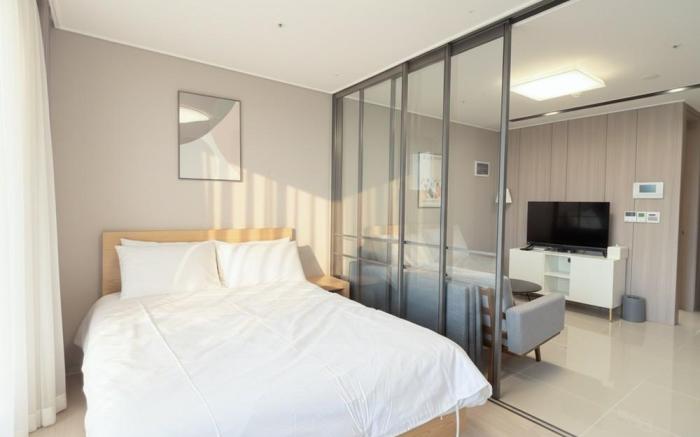 Sokcho Whalejib The Blue Terra Ocean Stay