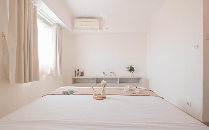 Near MRT Station 2BR The Wave Kuningan By Travelio