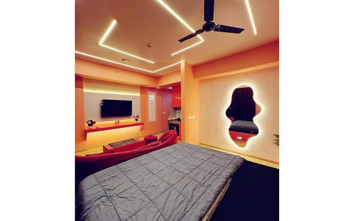 DLF Luxe Studio |Gomti Nagar