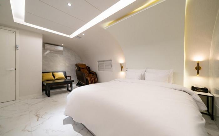 Suyu Yuria Hotel
