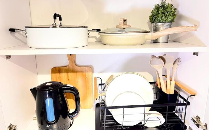 Cloud Nine w Balcony Near IT Park Pool WiFi