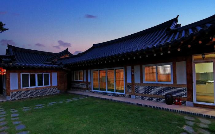 Hanokchon Sinseon Village Pension
