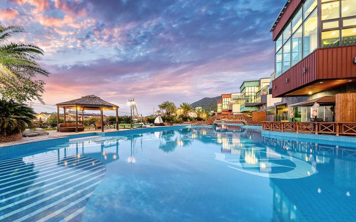 Canary Pool Villa