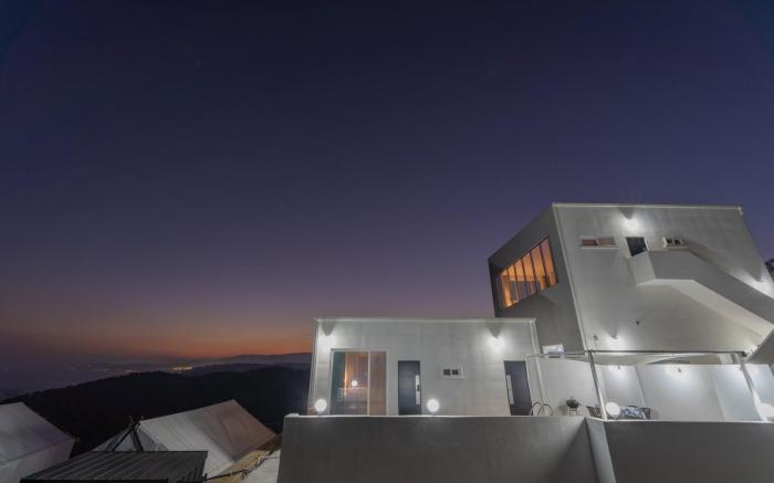 Diaro Pool Villa