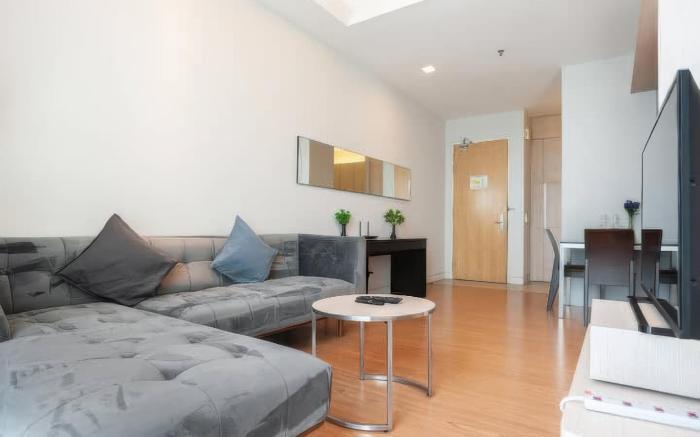 Swiss Garden Residences by Emily