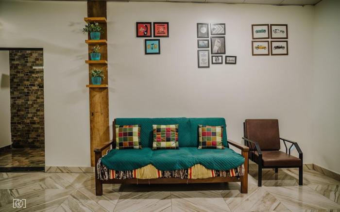 Anand hillside Retreat 3BR Pool Villa by Homeyhuts