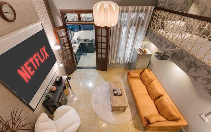 JOiE Duplex Apartment